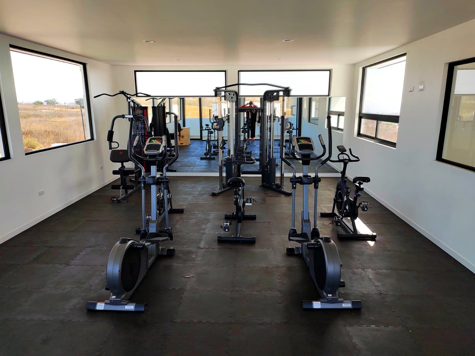 Gimnasio equipado